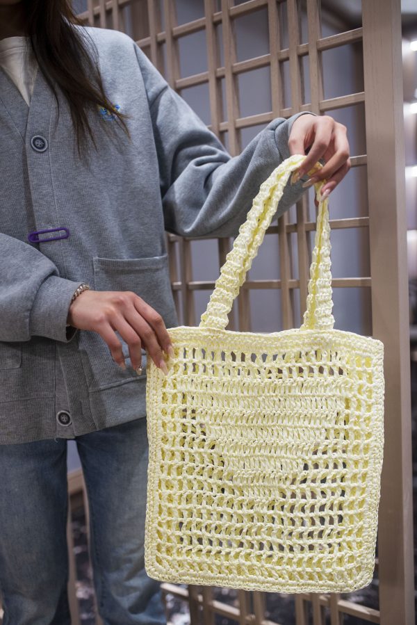 Fresh-Style Shoulder Tote Bag - Image 4